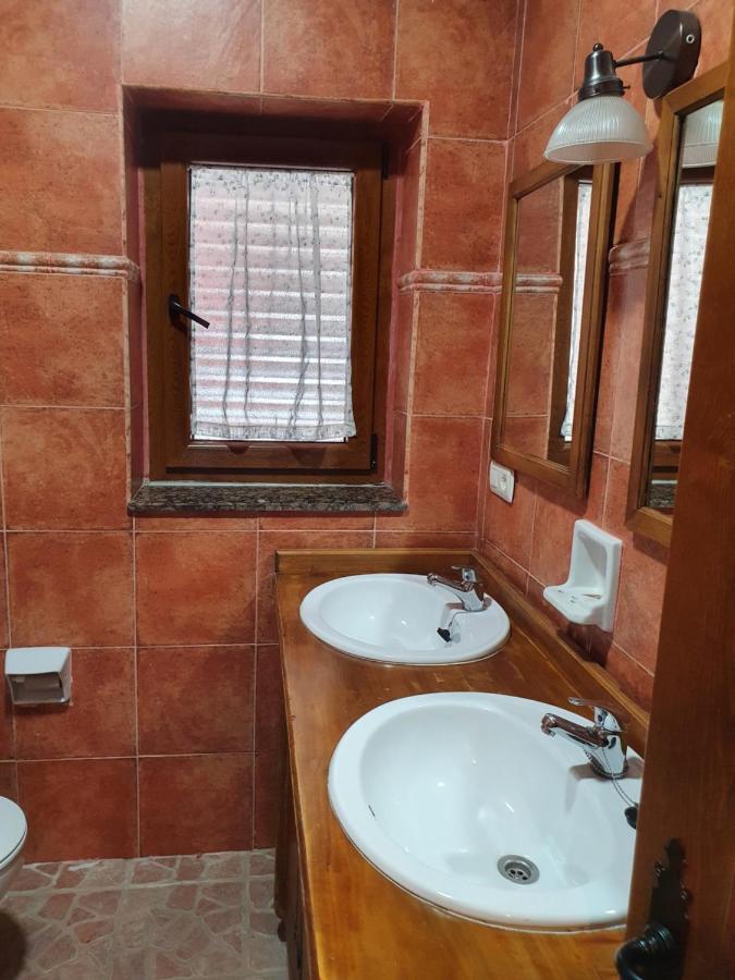 Casa Celedonio Apartment Cerredo ภายนอก รูปภาพ